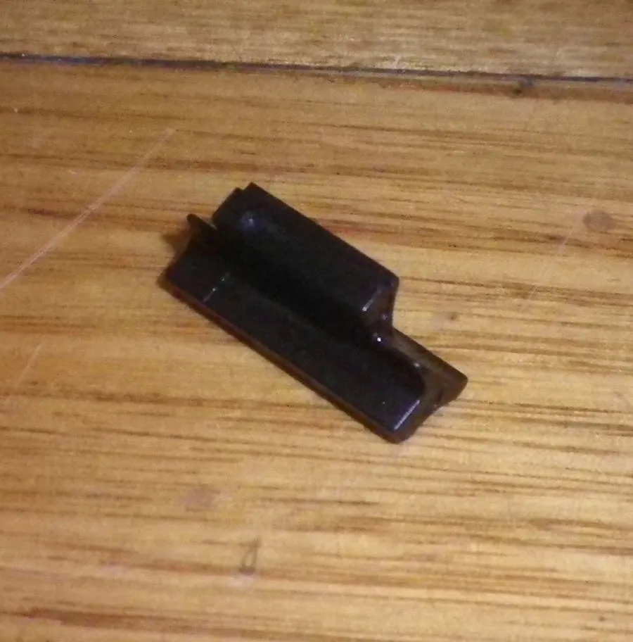 Smeg FAB50R Fridge Door Hinge Interlock
